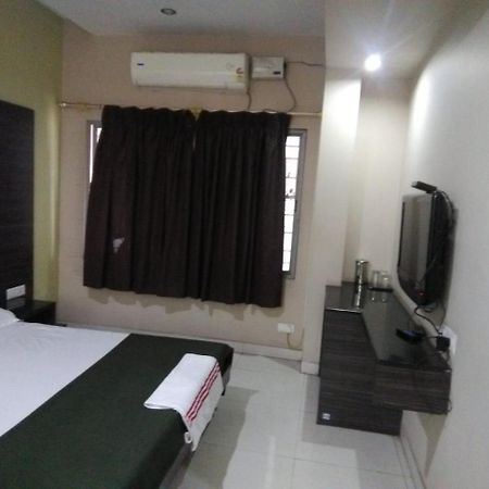 Iroomz Hoysala Residency Bellary Exteriér fotografie