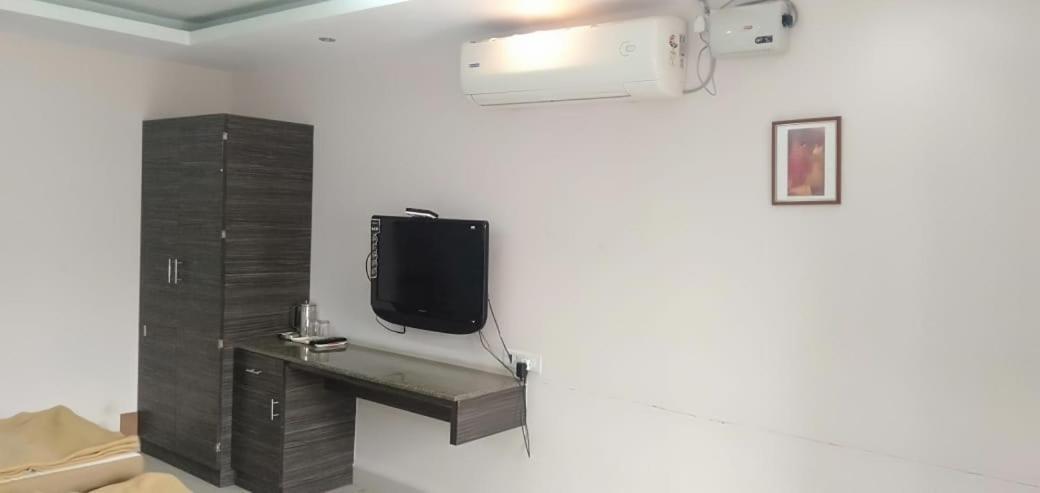 Iroomz Hoysala Residency Bellary Exteriér fotografie