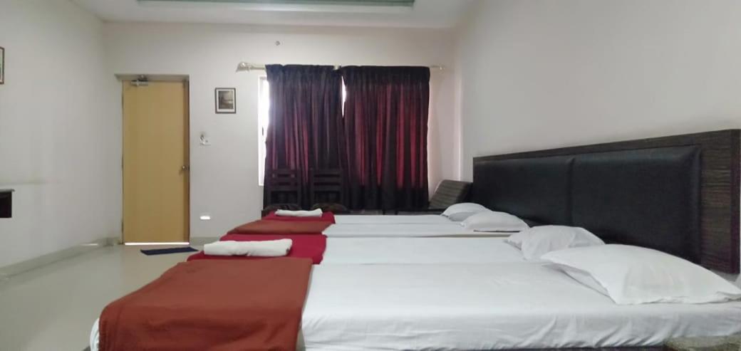Iroomz Hoysala Residency Bellary Exteriér fotografie